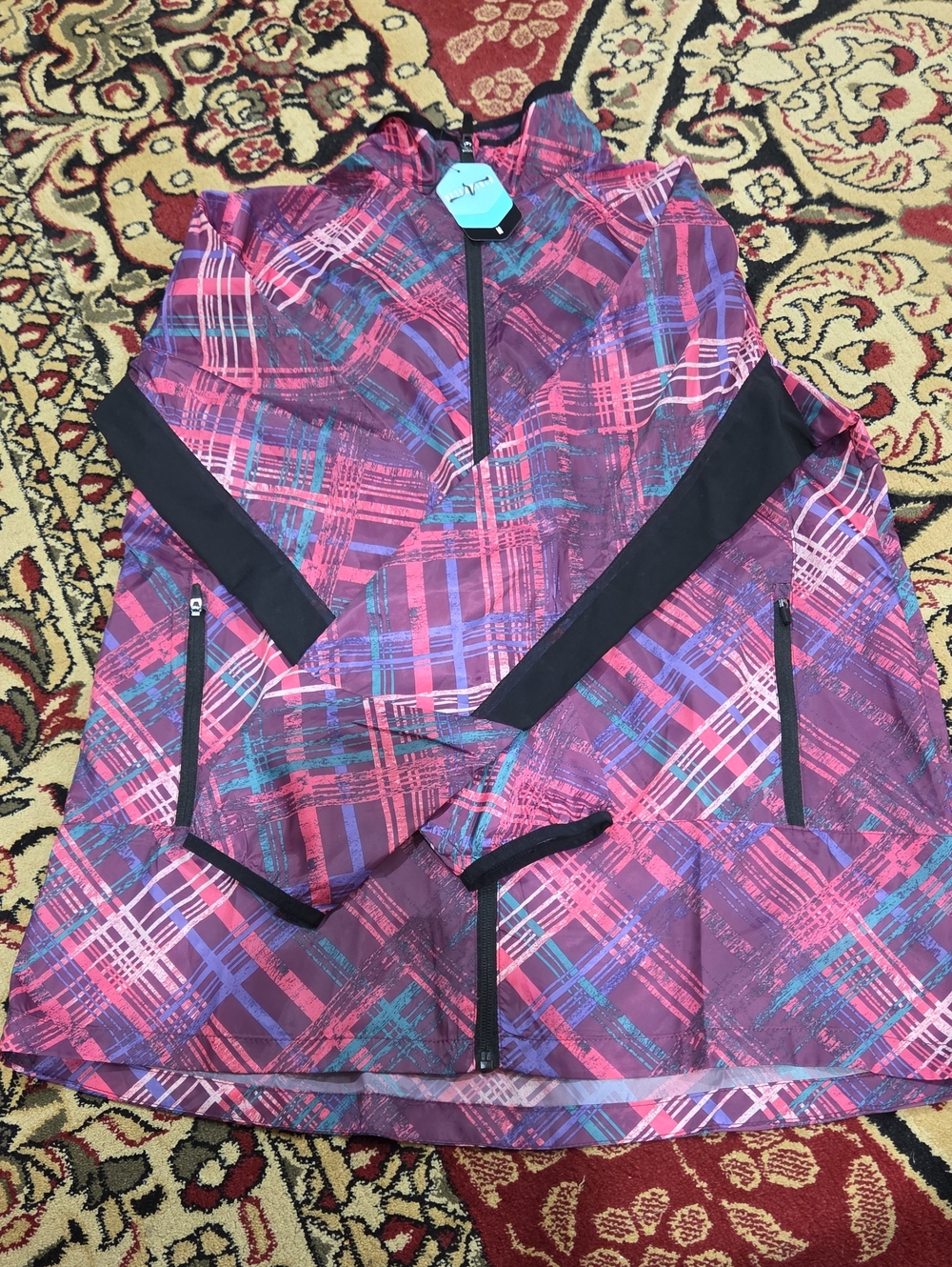Rise Packable Windbreaker Jacket